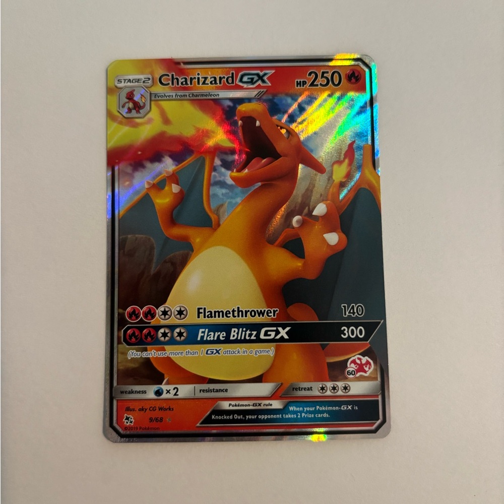 Charizard Hidden Fates GX Pokémon Card